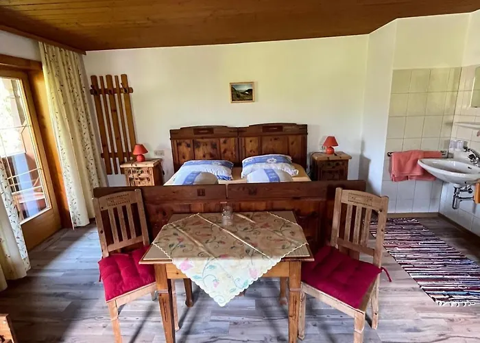 Schmidhof شفينداو